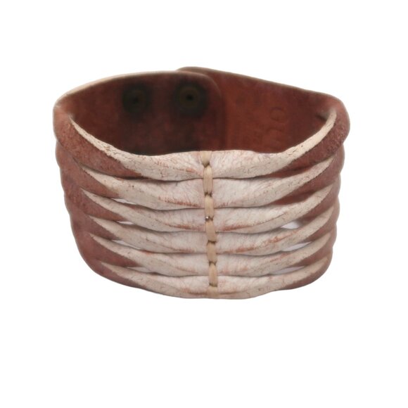 GUESS Twisted leather wide cuff bracelet - Picture 2 of 4